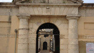 Ladri al cimitero di Aragona – Asportati oltre 100 vasi