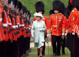 Inghilterra: Le Guardie della Regina nel mirino dell’ISIS
