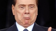 Berlusconi ai servizi sociali