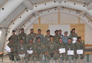 1. Consegna degli attestati di partecipazione al corso counter IED (2)