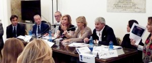 Dalla sinistra Dott. Christian Colizzi, Prof. Luigi Iavarone, Dott. Agostino Sperati, Maria Stella Giorlandino, Dott.ssa Danila Bonito, Pino Insegno, Alessia Navarro, Fiamma Izzo.