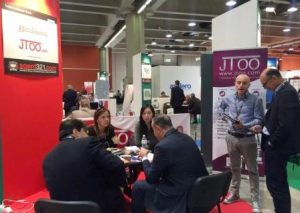 4293_jtoo1_web
