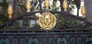 versacemansiondetail-gate-1-1
