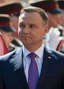 220px-Prezydent_RP_Andrzej_Duda_(2018)
