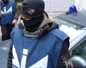 agenti-della-238338-562x445