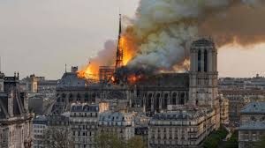 19-04-16 Incendio en Notre Dame